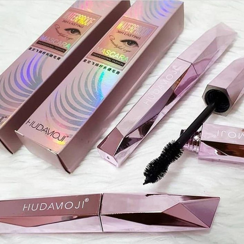 ریمل حجم دهنده و بلند کننده هدی موجی HUDAMOJI