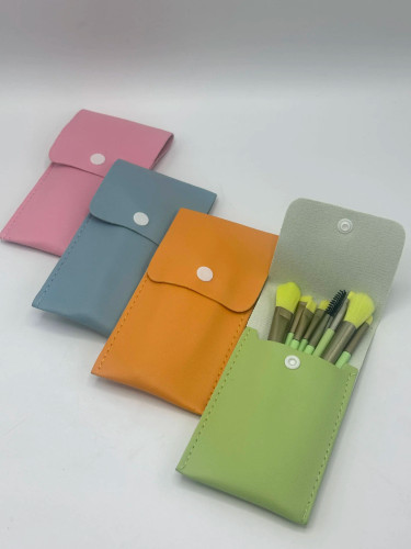 ست براش قلم آرایشی 8 تکه کیف دار چرمی