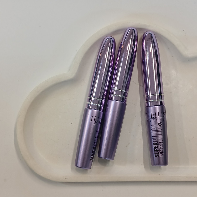 خط چشم ماژیکی جولیوس