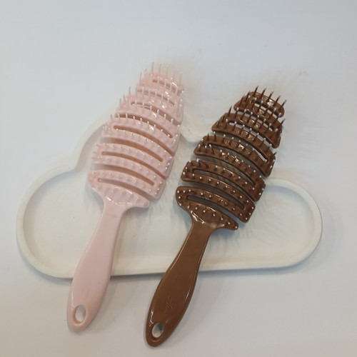 برس پلاستیکی حمام