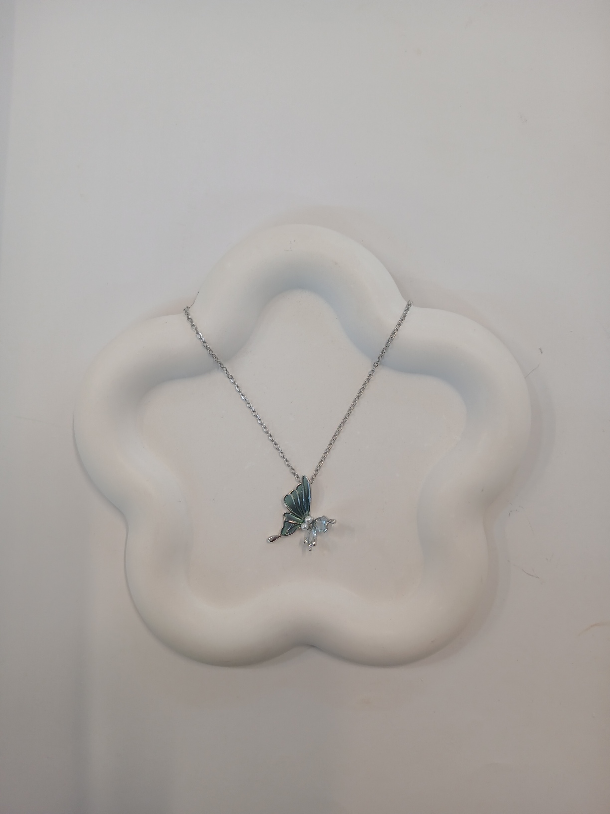 گردنبند پروانه فانتزی ظریف و کیوت