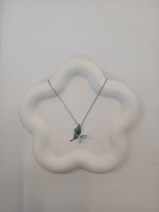 گردنبند پروانه فانتزی ظریف و کیوت